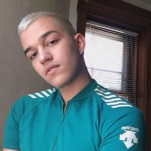 Meet your Posher, Javi